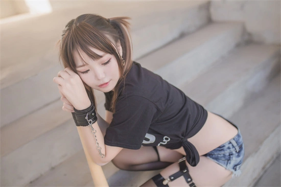 “ddlg是什么?”- 新手必看,了解这一独特的BDSM文化! 一